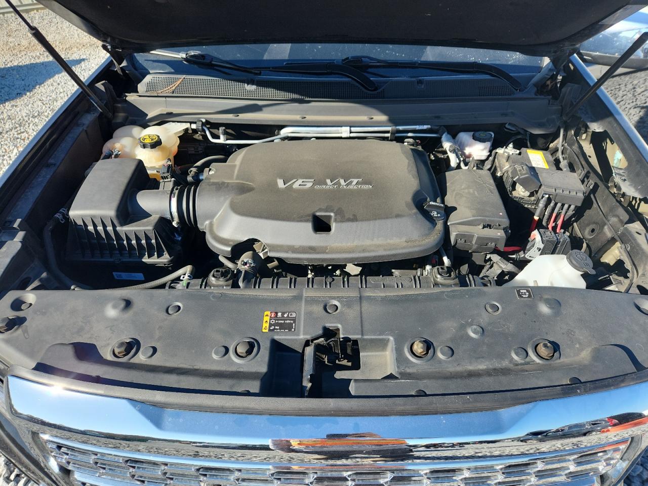 GMC Canyon Denali Image 10