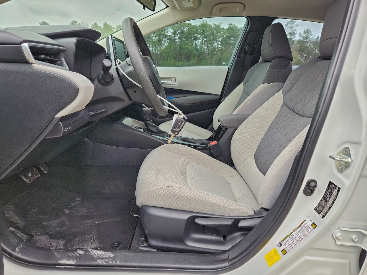 Toyota Corolla Le Image 5