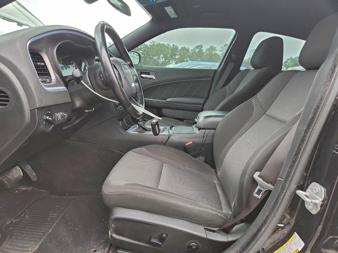 Dodge Charger Sxt Image 6