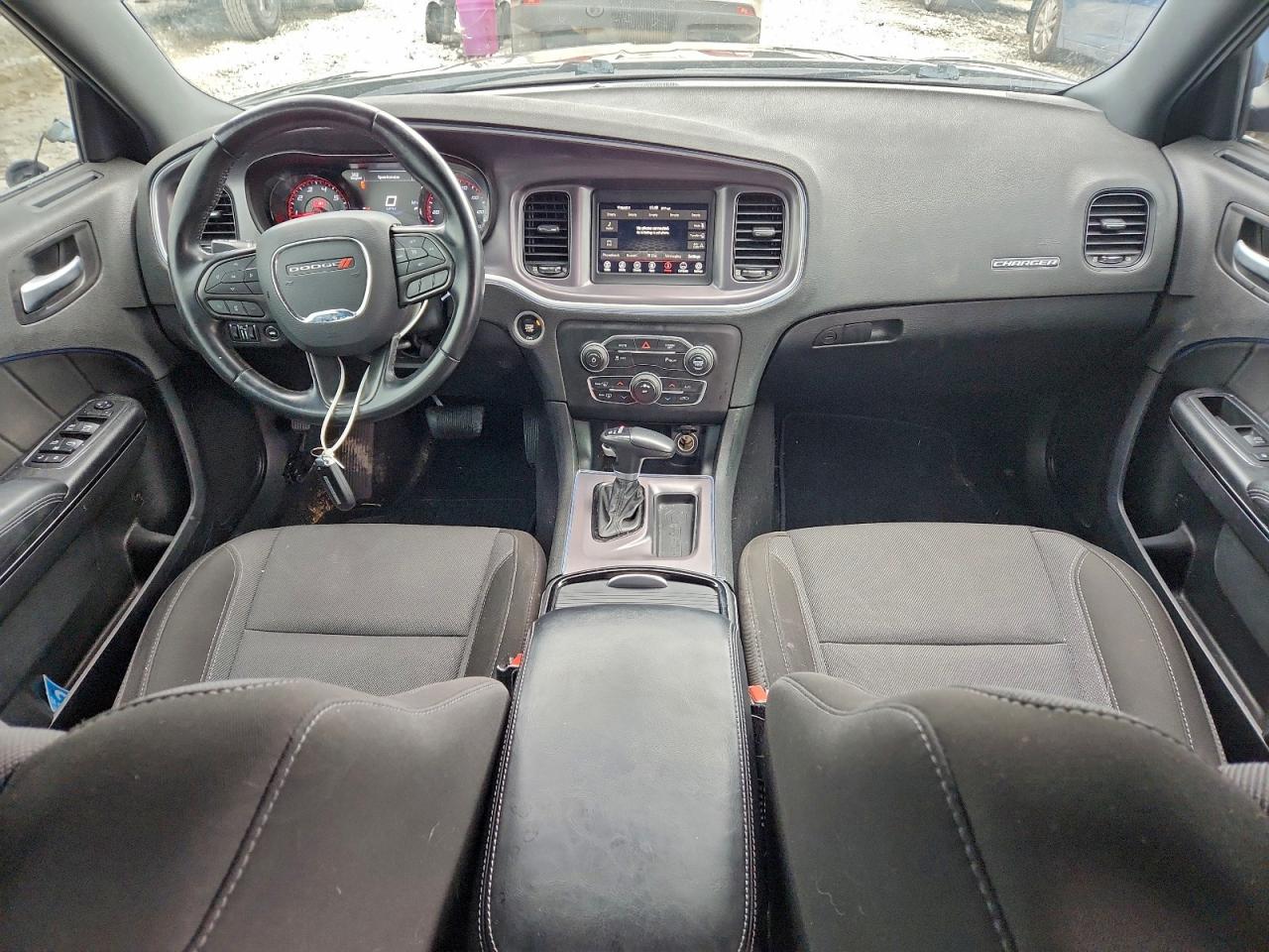 Dodge Charger Sxt Image 2