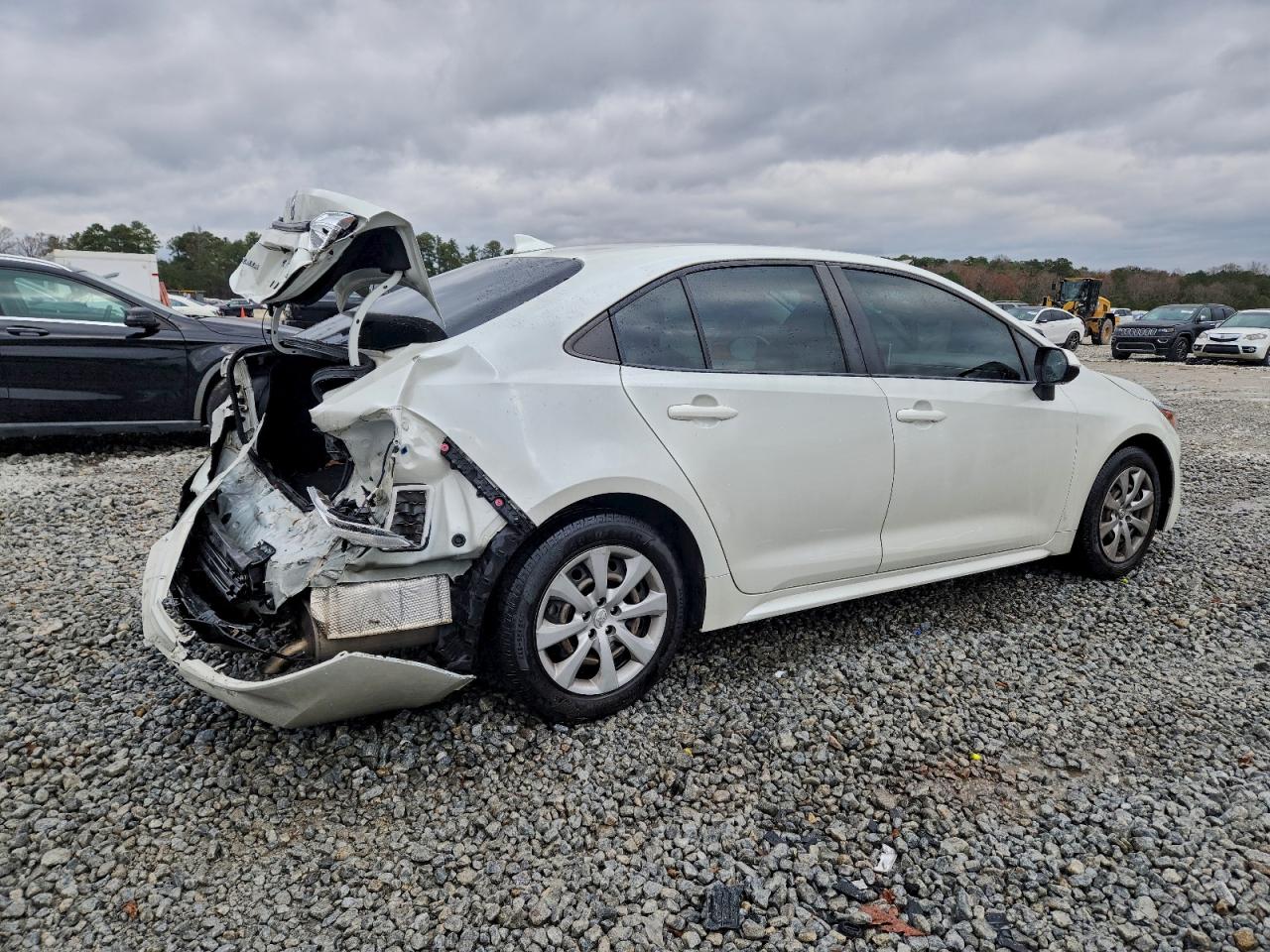 Toyota Corolla Le Image 10