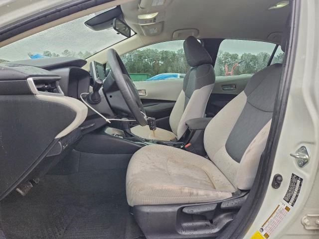 Toyota Corolla Le Image 7