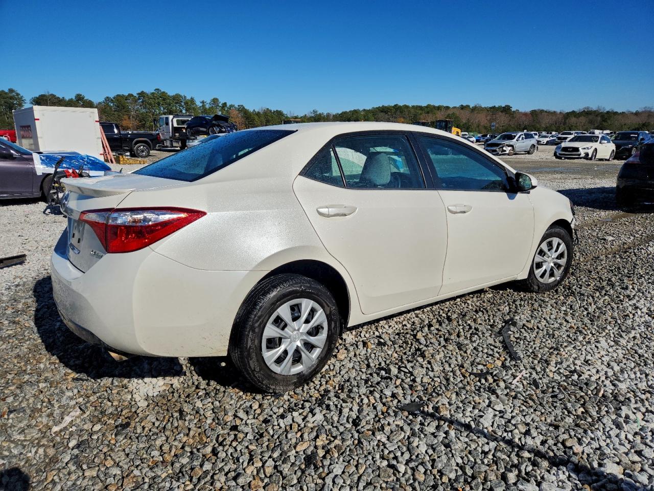 Toyota Corolla Eco Image 3