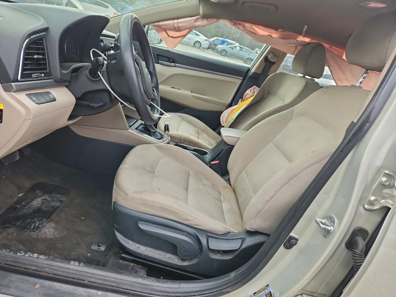 Hyundai ELANTRA Se Image 6