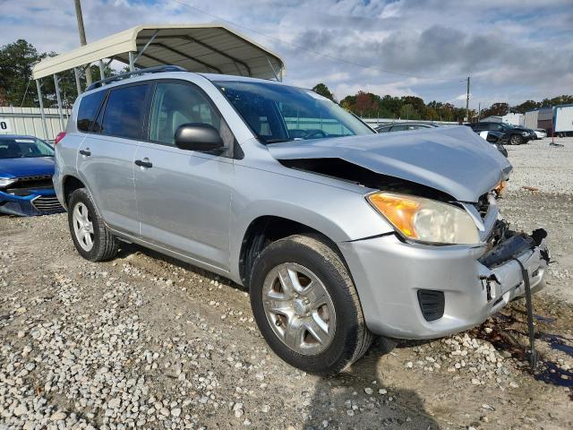 Toyota RAV4 Image 8