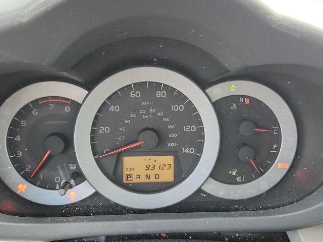 Toyota RAV4 Image 13