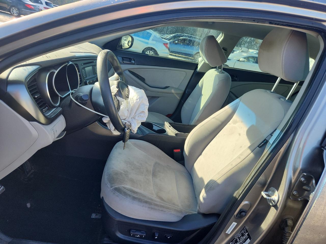 Kia Optima Lx Image 8