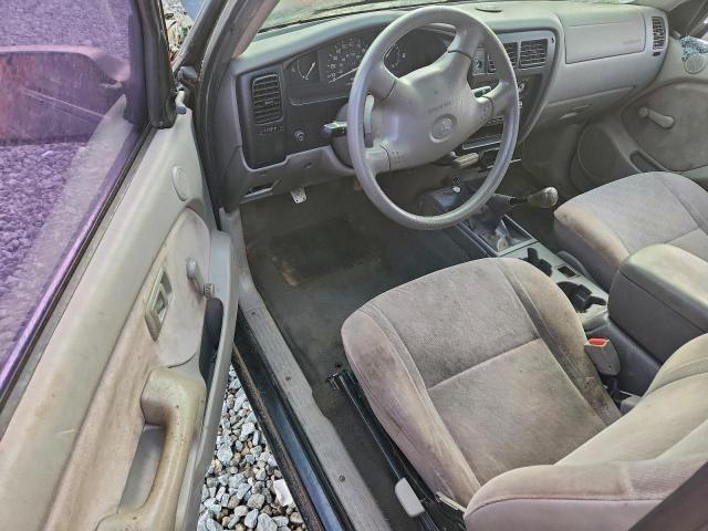 Toyota Tacoma Image 9