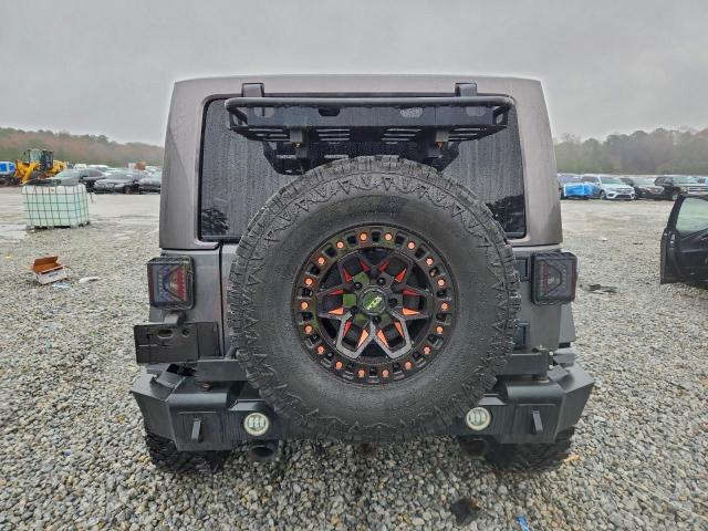 Jeep Wrangler Rubicon Image 5