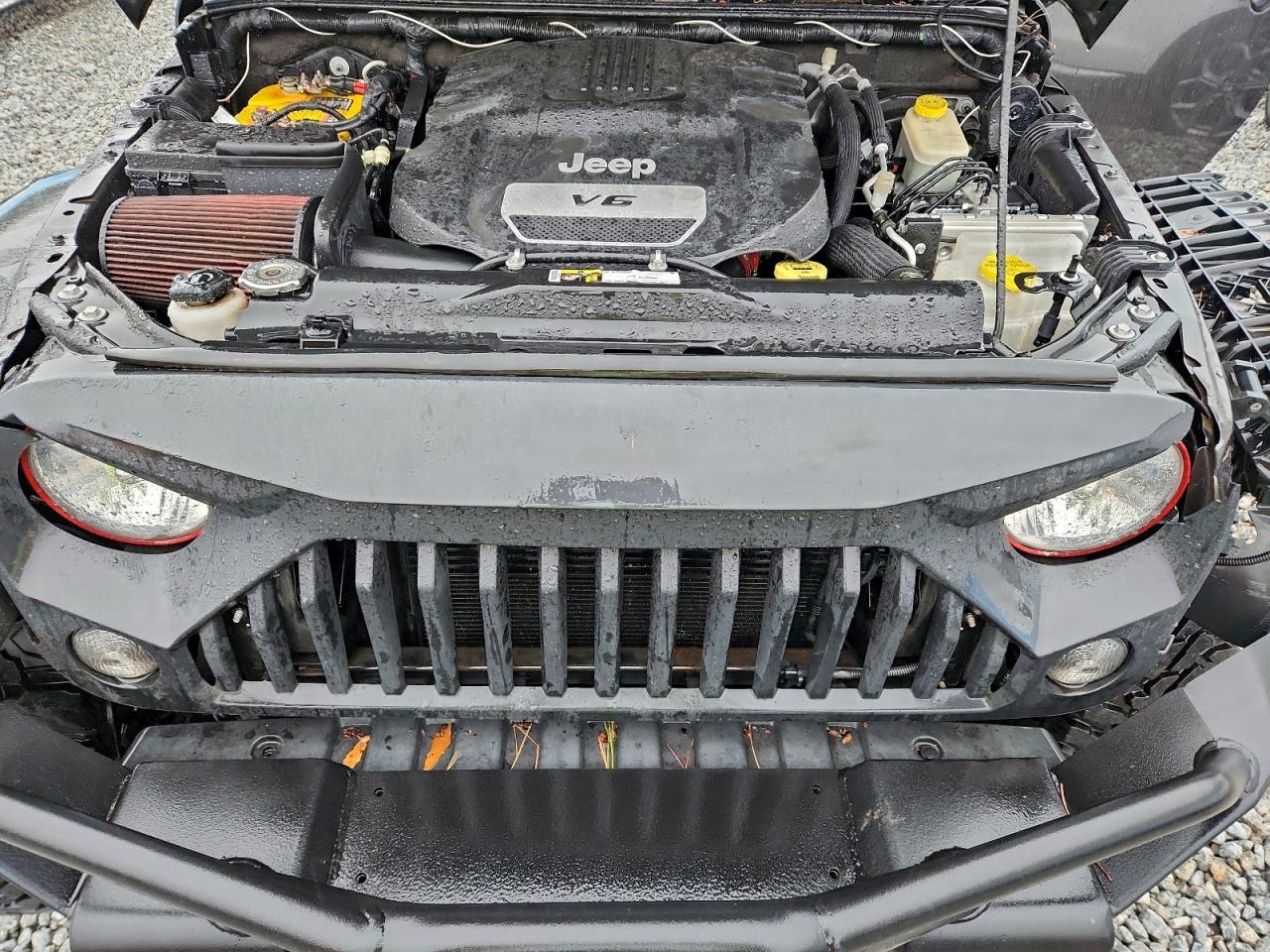Jeep Wrangler Rubicon Image 7
