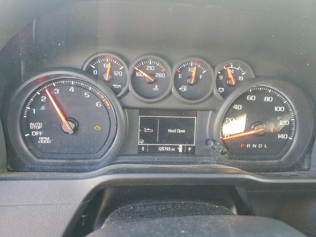 Chevrolet Silverado C1500 Image 9