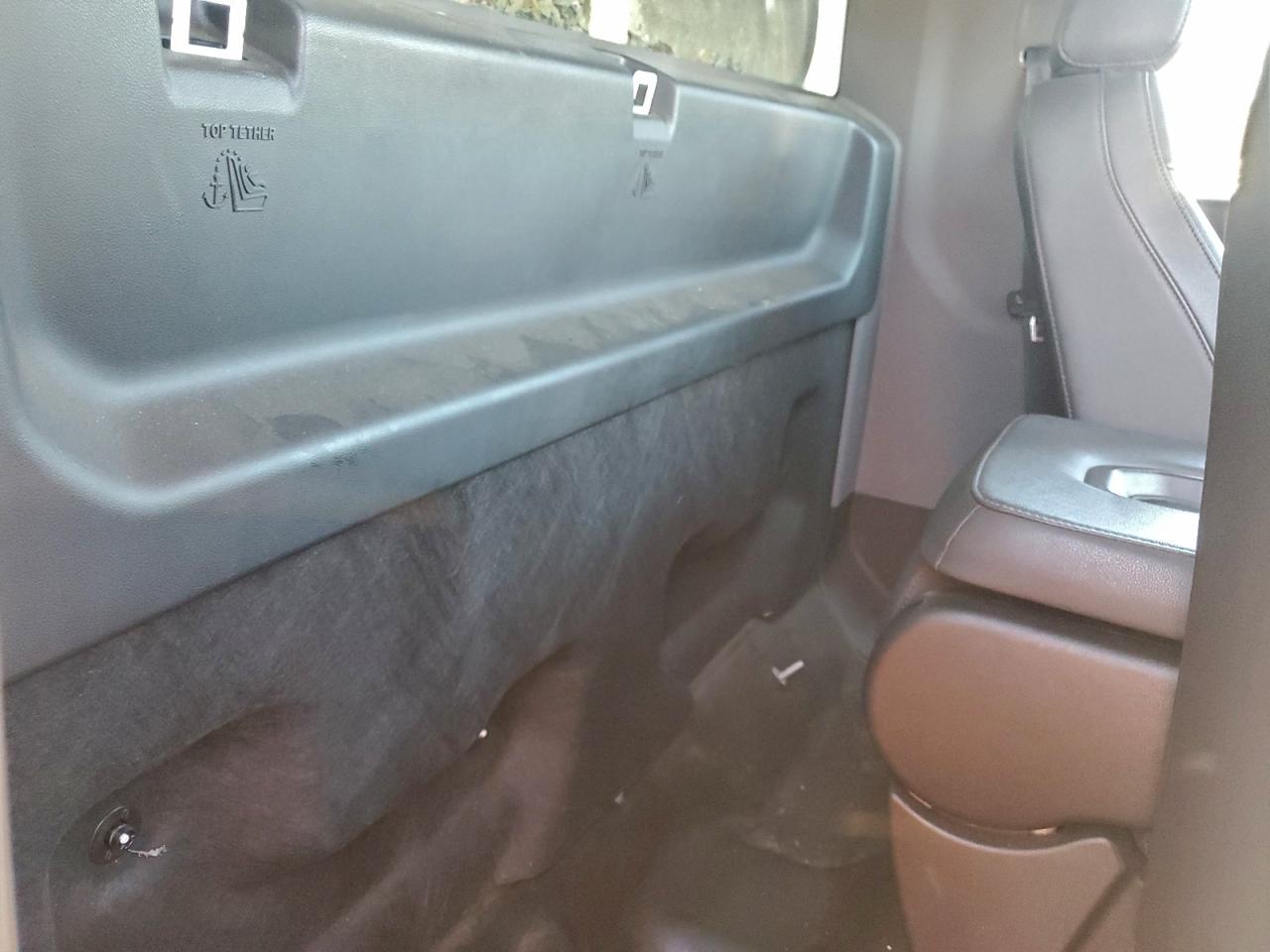 Chevrolet Silverado C1500 Image 7