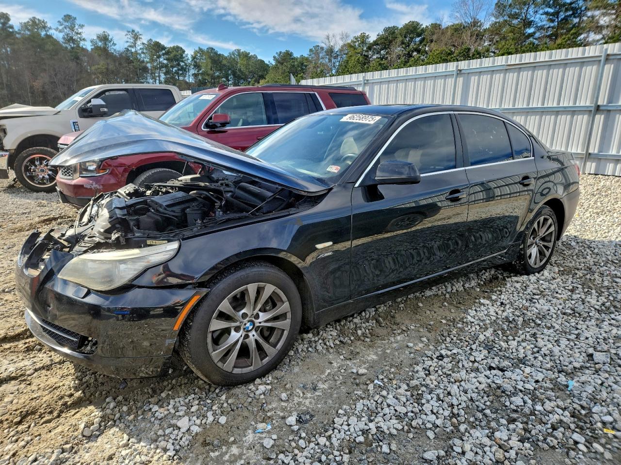 BMW 5 Series Xi Image 1