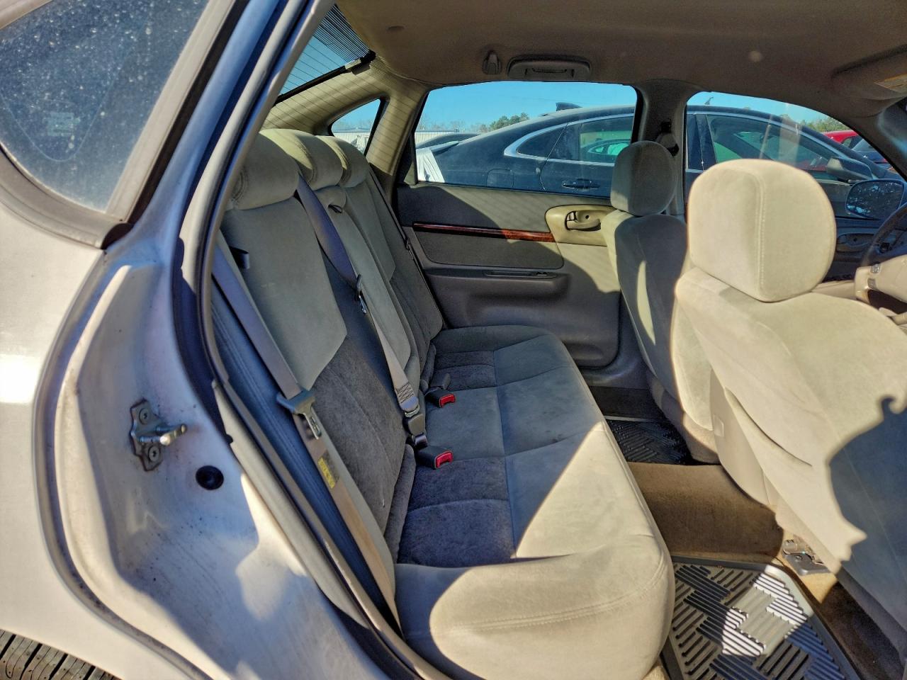 Chevrolet Impala Image 9