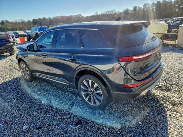 Lincoln Corsair Reserve Image 3