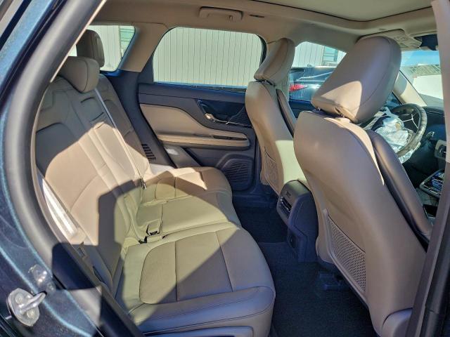 Lincoln Corsair Reserve Image 9