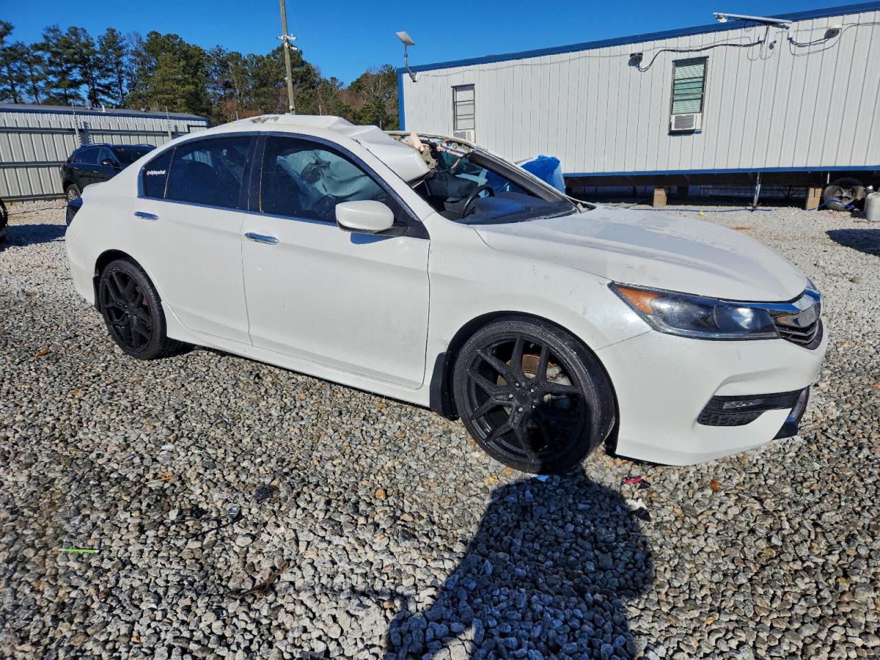 Honda Accord Sport Image 2