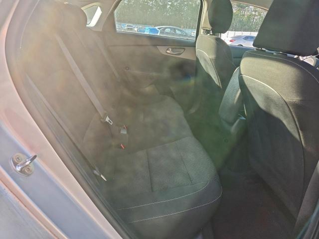 Kia Forte Fe Image 9