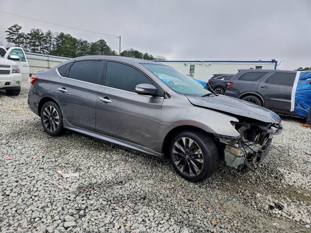 Nissan Sentra S Image 7