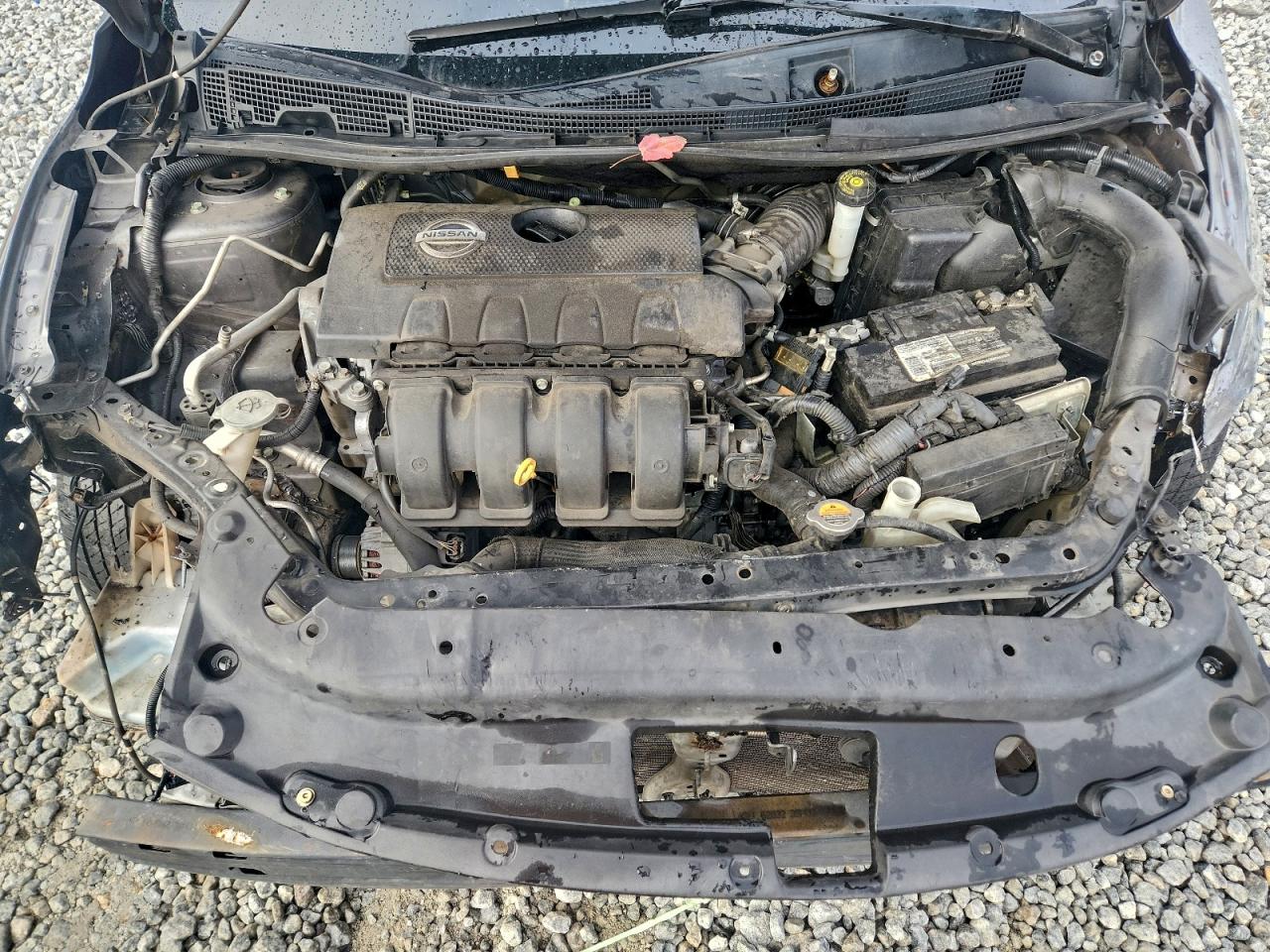 Nissan Sentra S Image 10