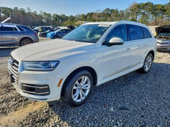  Salvage Audi Q7
