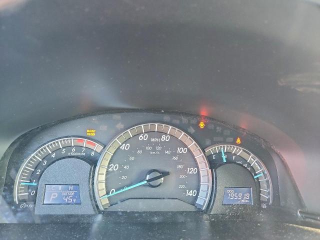 Toyota Camry L Image 8