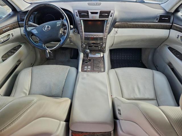 Lexus LS 460l Image 7