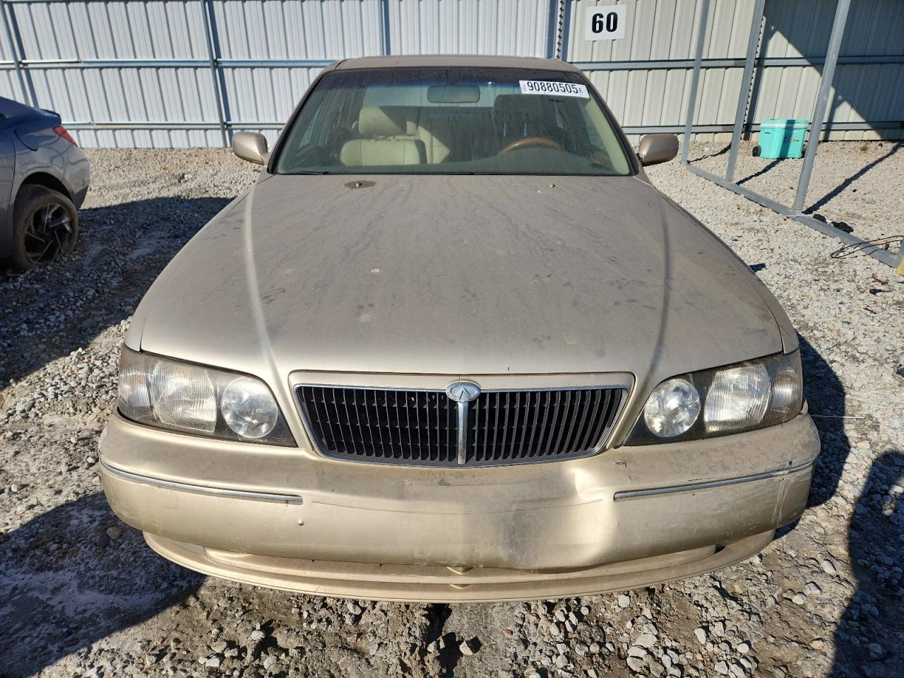 INFINITI Q45 Base Image 11