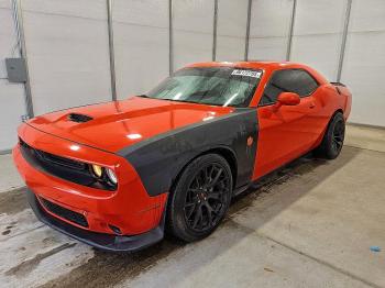  Salvage Dodge Challenger