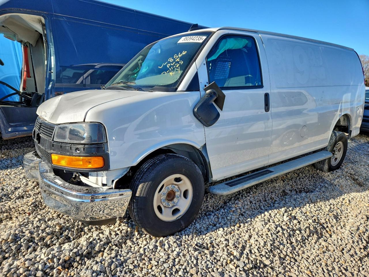 Chevrolet Express Image 1