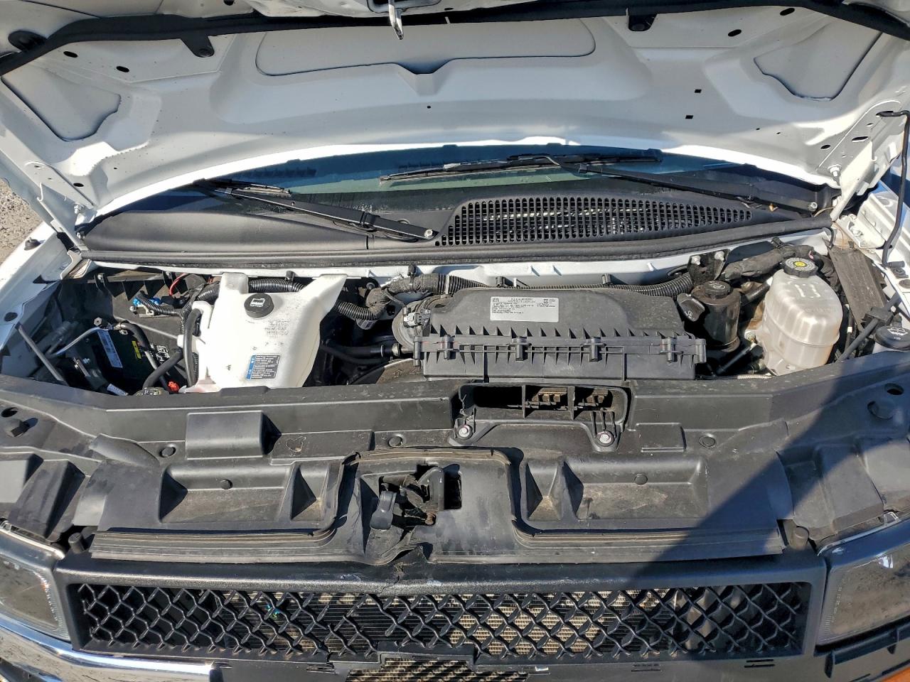 Chevrolet Express Image 10