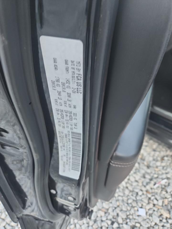 Dodge Durango Srt Image 7