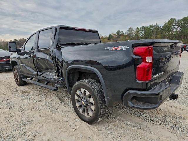 Chevrolet Silverado K2500 Custom Image 2