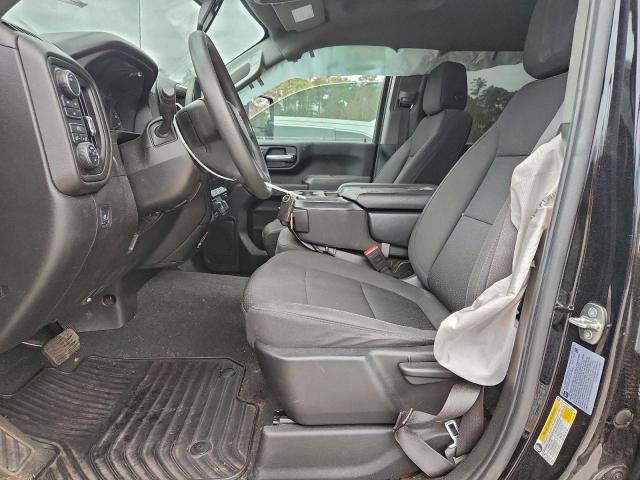 Chevrolet Silverado K2500 Custom Image 6