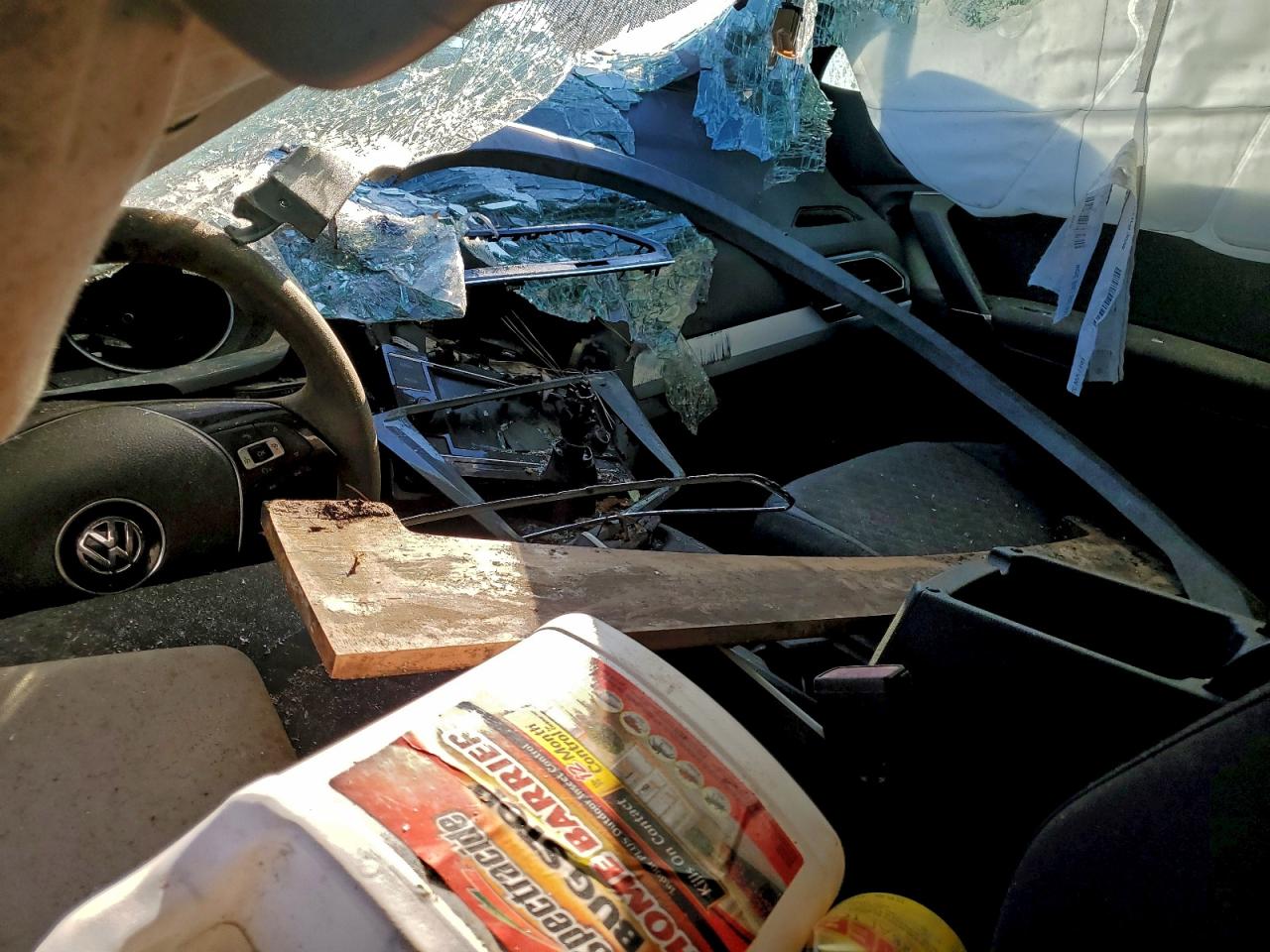 Volkswagen Tiguan S Image 8