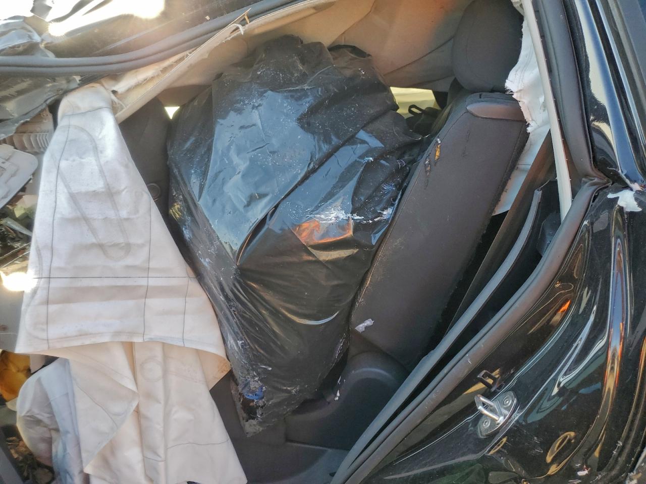 Volkswagen Tiguan S Image 11