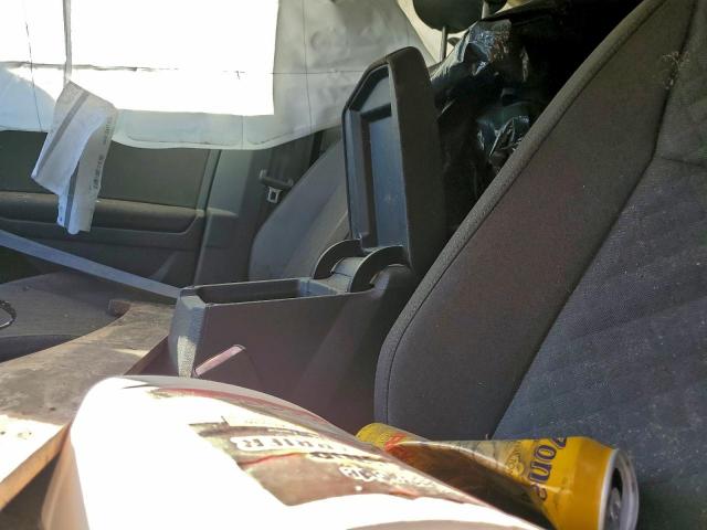 Volkswagen Tiguan S Image 10