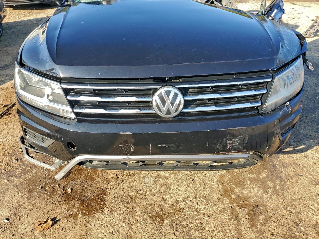 Volkswagen Tiguan S Image 13
