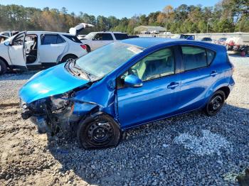  Salvage Toyota Prius