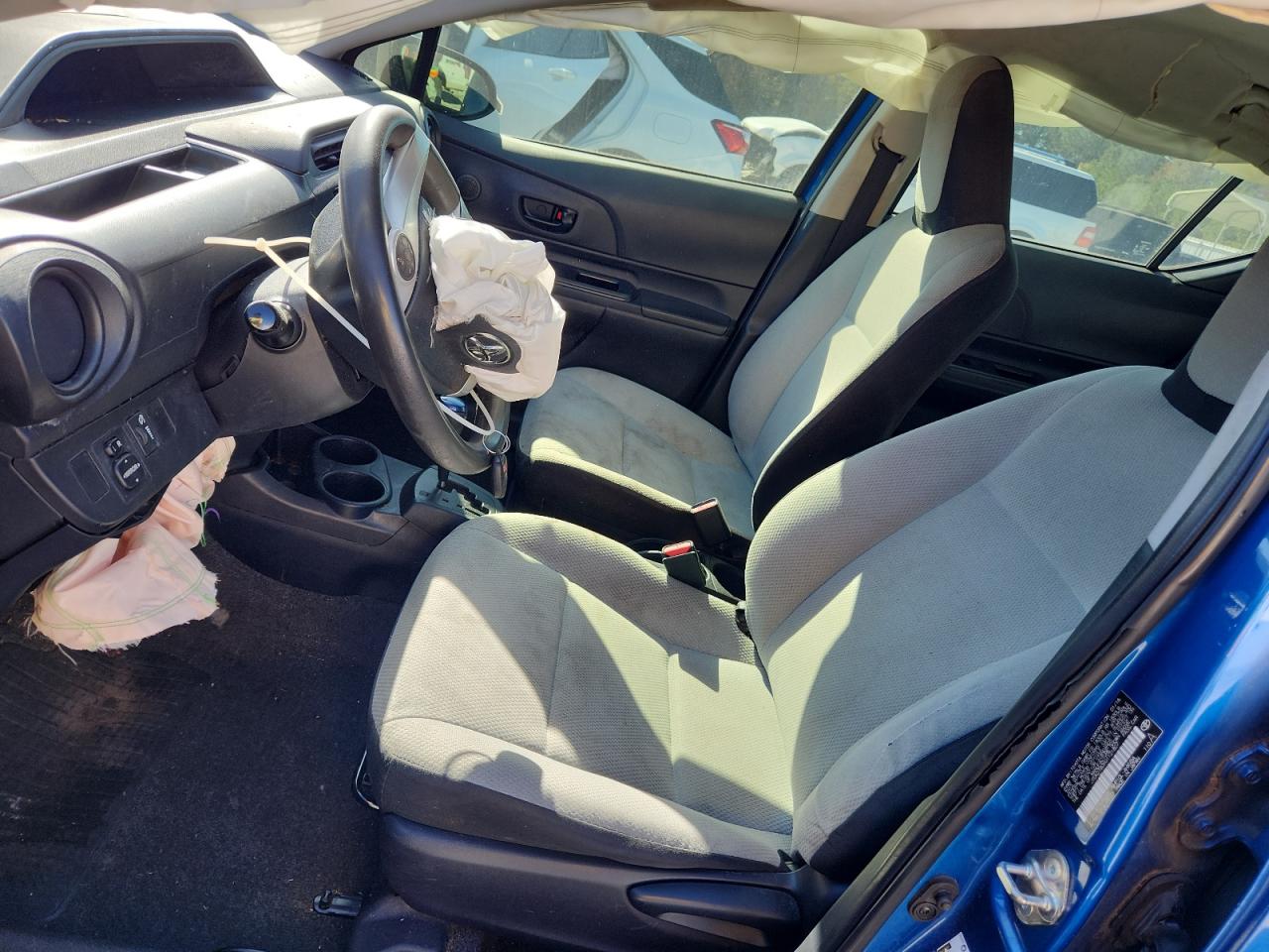 Toyota Prius Image 6