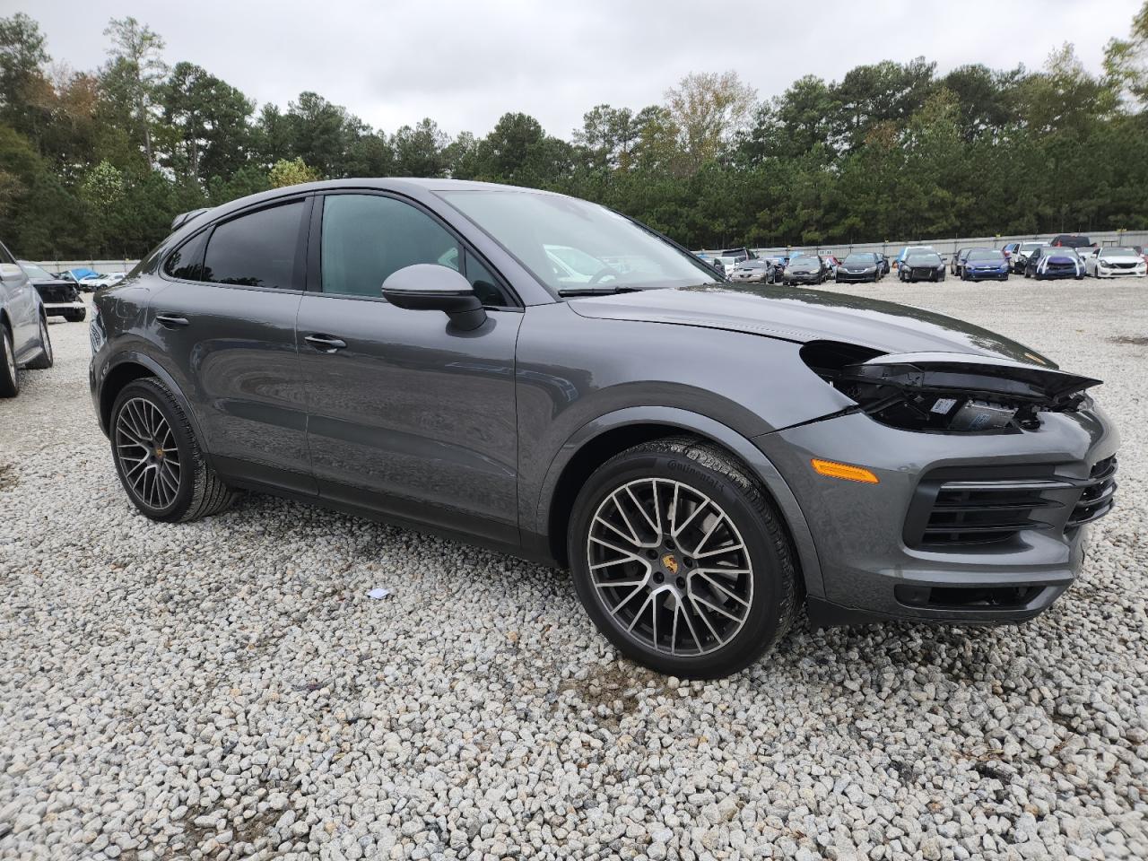 Porsche Cayenne Coupe Image 3