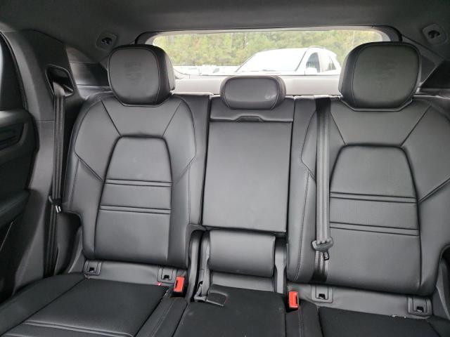 Porsche Cayenne Coupe Image 6