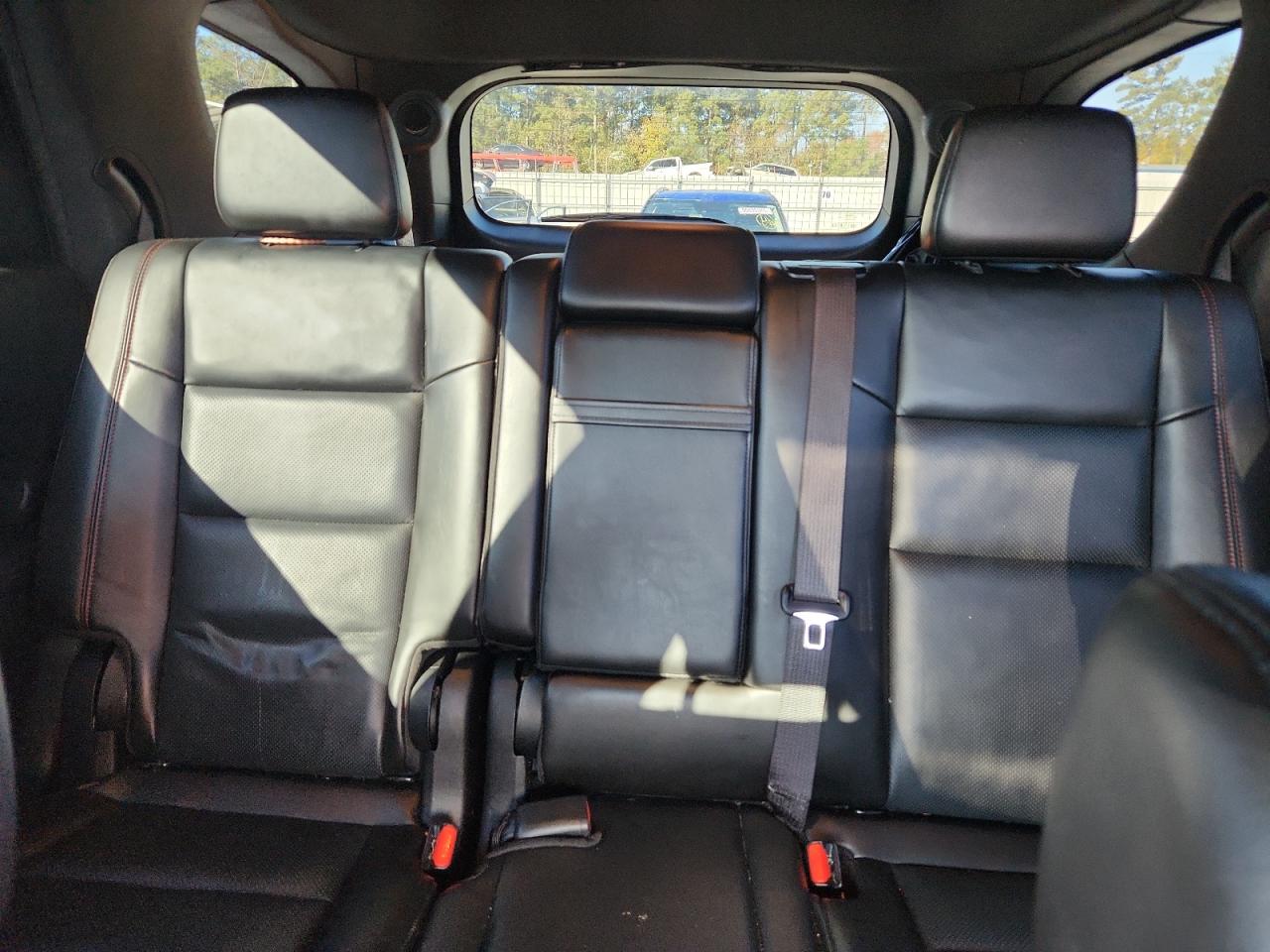 Dodge Durango R/t Image 3