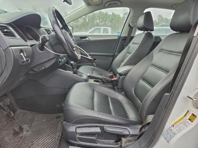 Volkswagen Jetta Se Image 10