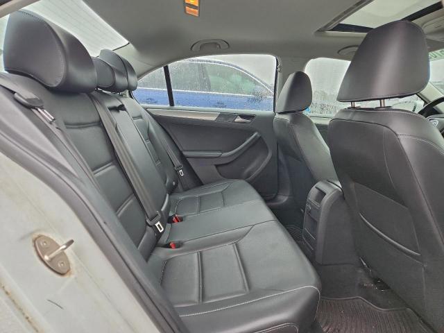 Volkswagen Jetta Se Image 5