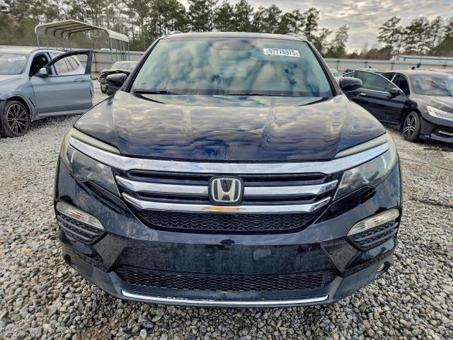 Honda Pilot Touring Image 2