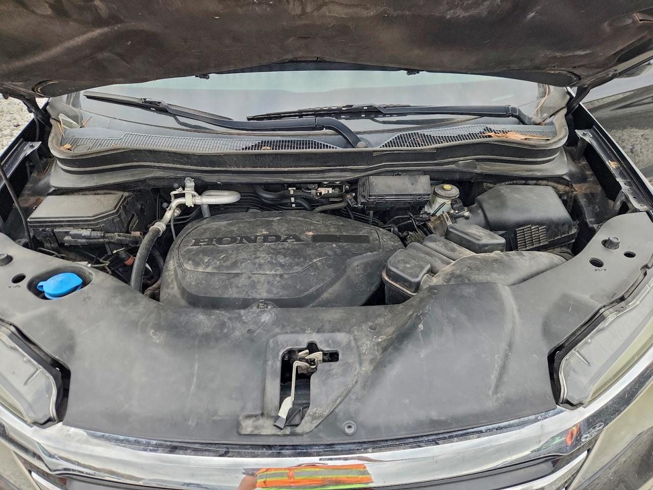 Honda Pilot Touring Image 9