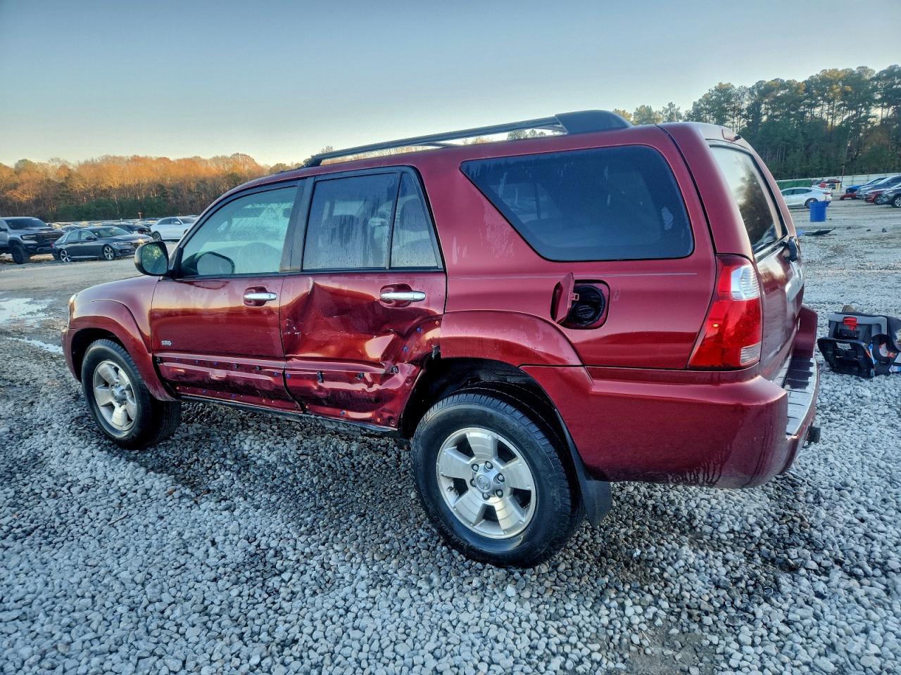 Toyota 4Runner Sr5 Image 2