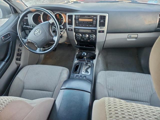 Toyota 4Runner Sr5 Image 4