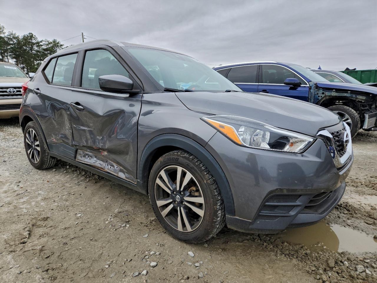 Nissan Kicks Sv Image 13